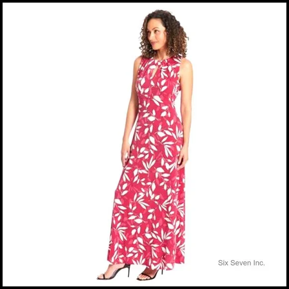 Sleeveless Jewel Neck Pleat Tuck Maxi Dress | Plus Size | 100% Polyester - Picture 2 of 5